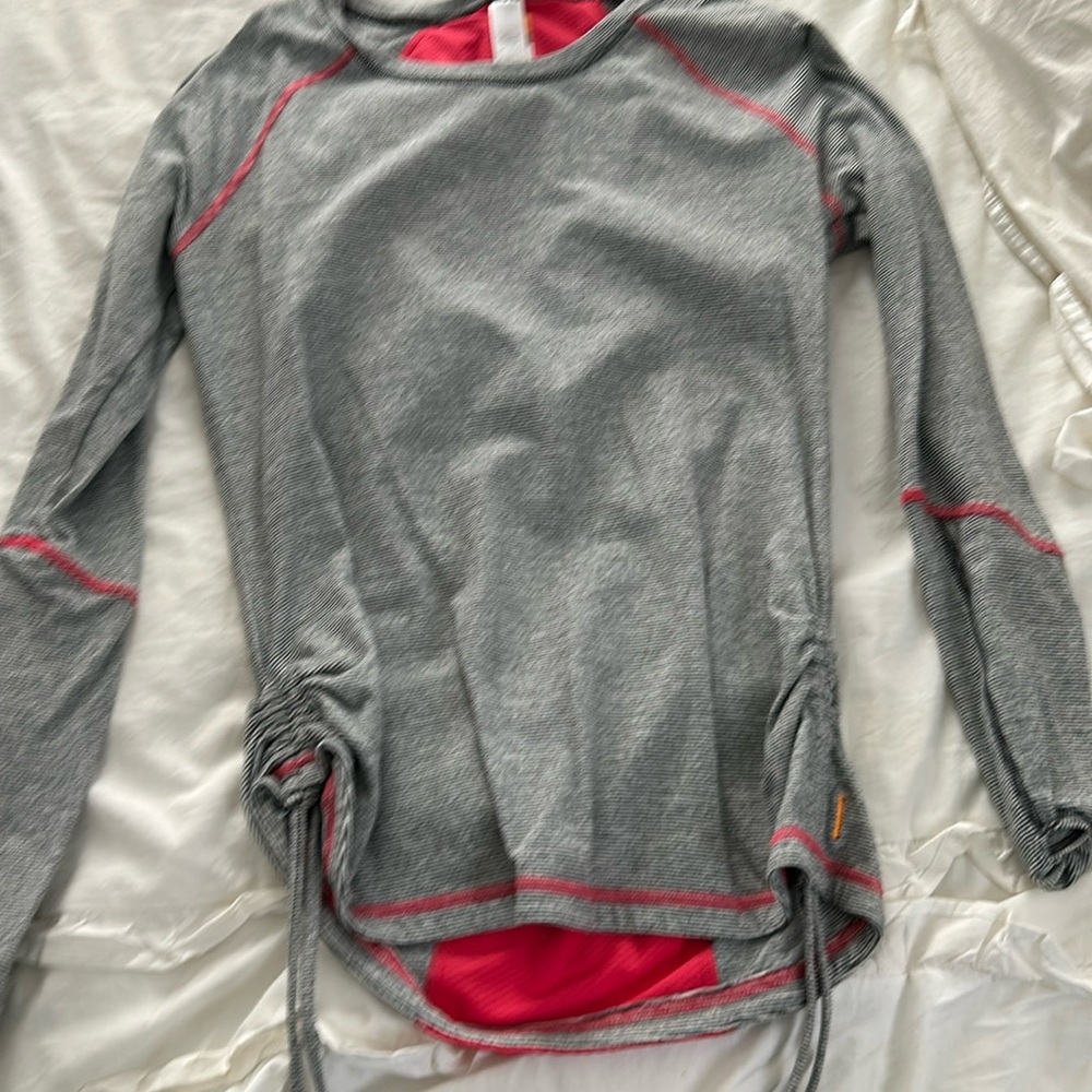 Athletic top